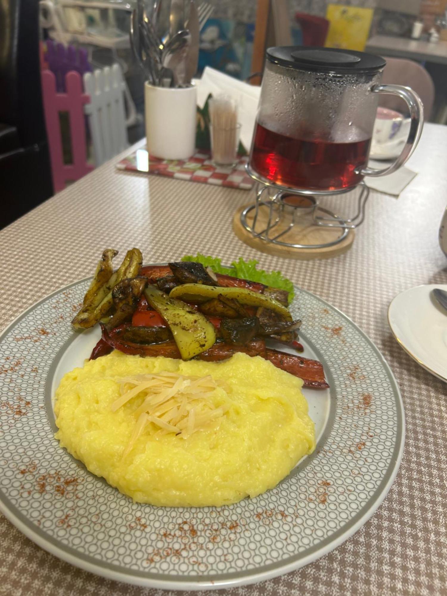 Квартира У Моря С Двумя Балконами 巴统 外观 照片